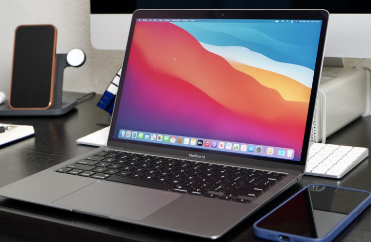 MacBook Air M1 for writers. Is it really that awesome?