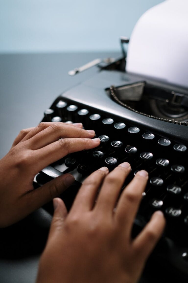 hands on a typewriter